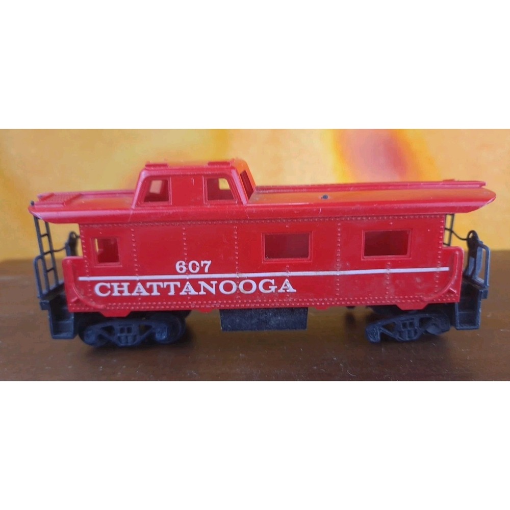 HO Scale TYCO 607 Chattanooga Caboose Missing One Set Of Wheels